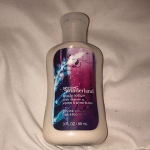 The Secret Wonderland body lotion